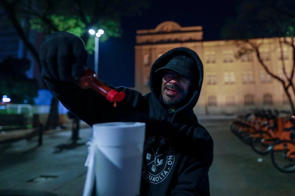 Brazil homeless ice 