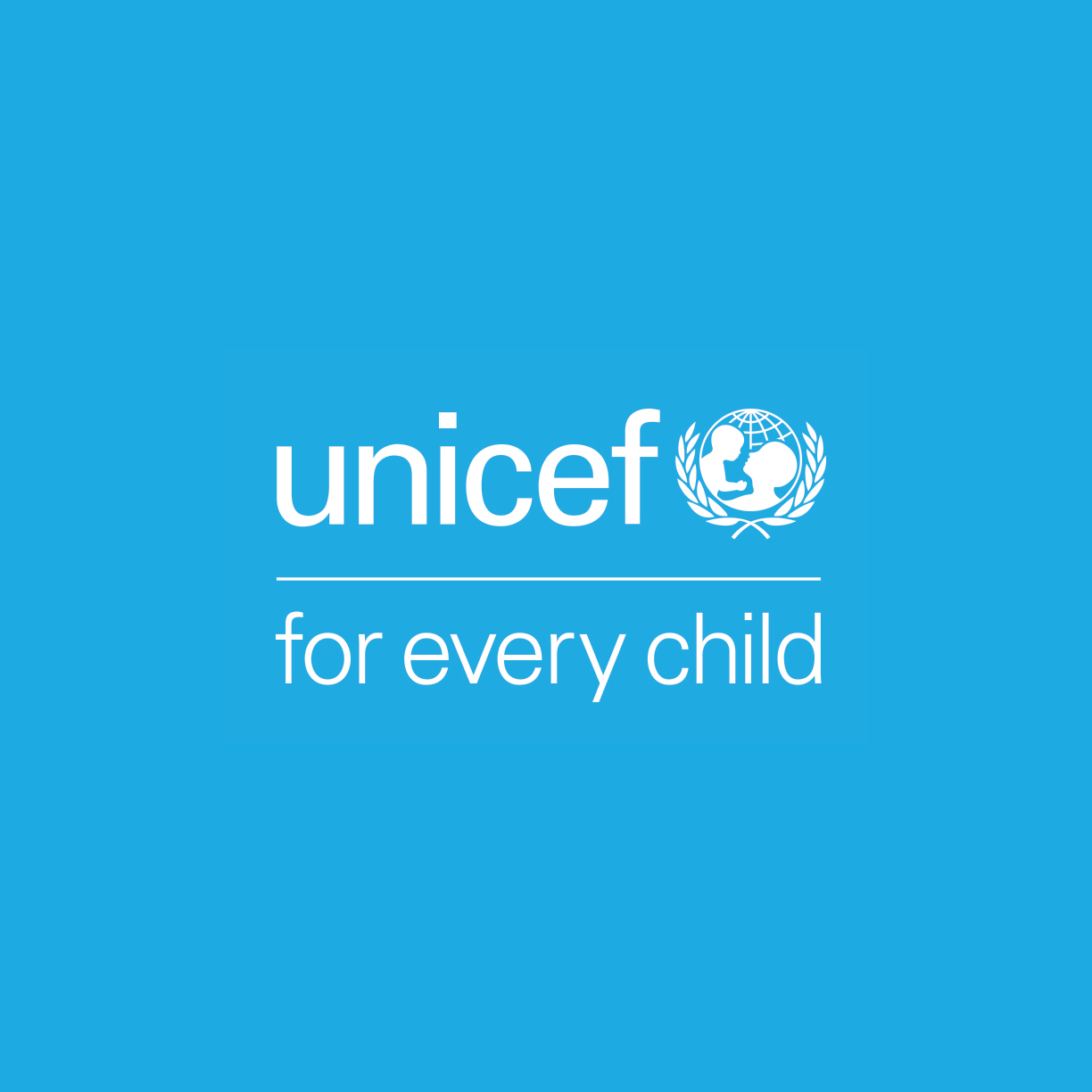 UNICEF ForEveryChild White Vertical RGB ENG