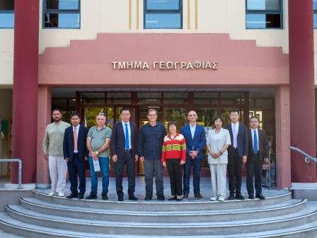  Υπογραφή συμφωνίας μεταξύ ΠΑ με Πανεπιστήμιο Γεωεπιστημών Πεκίνου επίσκεψη στο Τμήμα Γεωγραφίας