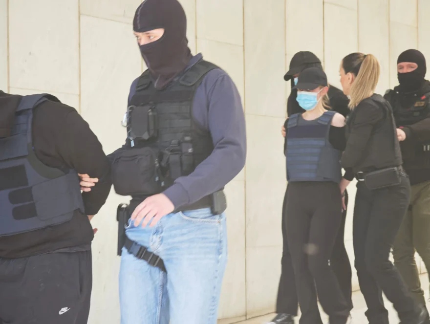 drastes 20xronos 4 dsds