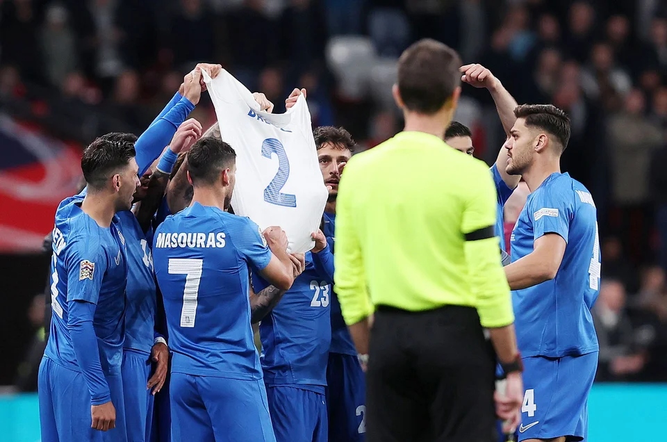 ethniki elladas baldock afierosi122