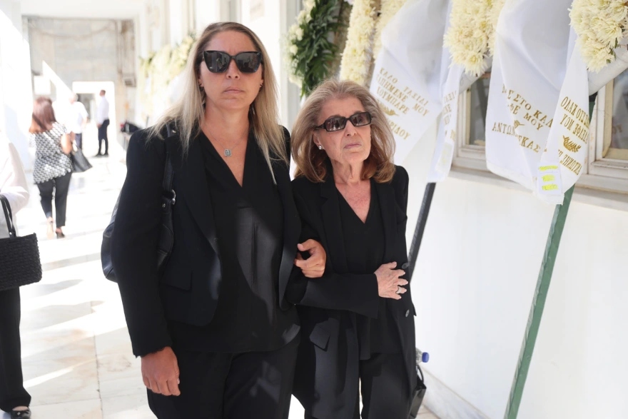 kideia konstantara 5 859