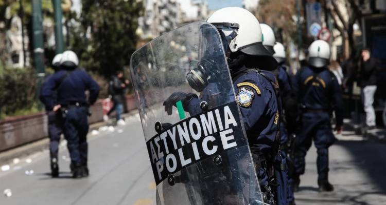 &Sigma;&upsilon;&nu;&alpha;&gamma;&epsilon;&rho;&mu;ό&sigmaf; &sigma;&tau;&eta;&nu; &Epsilon;&Lambda;&Alpha;&Sigma; &gamma;&iota;&alpha; &tau;&alpha; &sigma;&upsilon;&lambda;&lambda;&alpha;&lambda;&eta;&tau;ή&rho;&iota;&alpha; &gamma;&iota;&alpha; &tau;&eta; &delta;&omicron;&lambda;&omicron;&phi;&omicron;&nu;ί&alpha; &Phi;&omicron;&upsilon;&nu;&tau;&omicron;ύ&lambda;&eta;-&Kappa;&alpha;&pi;&epsilon;&lambda;ώ&nu;&eta; | &Sigma;&upsilon;&nu;&epsilon;&lambda;ή&phi;&theta;&eta;&sigma;&alpha;&nu; &Iota;&tau;&alpha;&lambda;&omicron;ί &alpha;&kappa;&rho;&omicron;&delta;&epsilon;&xi;&iota;&omicron;ί