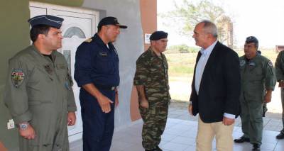 &Tau;&eta;&nu; &Pi;&epsilon;&rho;&iota;&omicron;&chi;ή &Epsilon;&upsilon;&theta;ύ&nu;&eta;&sigmaf; &tau;&omicron;&upsilon; &Delta;΄ &Sigma;ώ&mu;&alpha;&tau;&omicron;&sigmaf; &Sigma;&tau;&rho;&alpha;&tau;&omicron;ύ &kappa;&alpha;&iota; &tau;&eta; &Lambda;ή&mu;&nu;&omicron; &epsilon;&pi;&iota;&sigma;&kappa;έ&phi;&theta;&eta;&kappa;&epsilon; &omicron; &Upsilon;&Epsilon;&Theta;&Alpha; (photos)