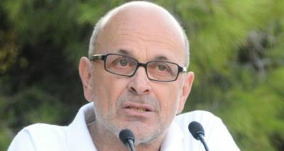 &Sigma;&tau;&alpha;ύ&rho;&omicron;&sigmaf; &Tau;ά&sigma;&sigma;&omicron;&sigmaf;: &laquo;&Zeta;&eta;&tau;ά&mu;&epsilon; &nu;&alpha; &epsilon;&pi;&alpha;&nu;έ&lambda;&theta;&epsilon;&iota; &omicron; &mu;&epsilon;&iota;&omega;&mu;έ&nu;&omicron;&sigmaf; &Phi;&Pi;&Alpha; &sigma;&epsilon; ό&lambda;&alpha; &tau;&alpha; &nu;&eta;&sigma;&iota;ά&raquo;