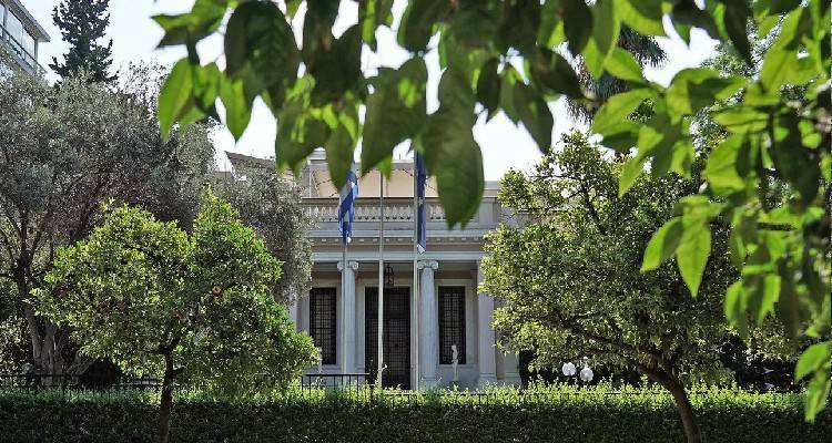 &Kappa;&upsilon;&beta;&epsilon;&rho;&nu;&eta;&tau;&iota;&kappa;έ&sigmaf; &pi;&eta;&gamma;έ&sigmaf;: &Tau;&alpha; &mu;έ&tau;&rho;&alpha; &omicron;&iota;&kappa;&omicron;&delta;ό&mu;&eta;&sigma;&eta;&sigmaf; &epsilon;&mu;&pi;&iota;&sigma;&tau;&omicron;&sigma;ύ&nu;&eta;&sigmaf; &mu;&epsilon; &tau;&eta;&nu; &Tau;&omicron;&upsilon;&rho;&kappa;ί&alpha; &mu;&epsilon;&tau;&alpha;&tau;ί&theta;&epsilon;&nu;&tau;&alpha;&iota; &gamma;&iota;&alpha; &tau;&omicron; &mu;έ&lambda;&lambda;&omicron;&nu;