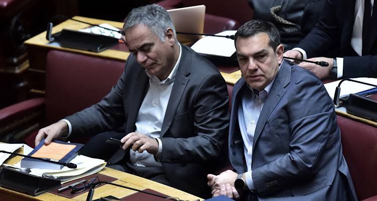 &Nu;&alpha;&iota; &sigma;&tau;&omicron; &mu;&pi;&lambda;ό&kappa;&omicron; &Kappa;&alpha;&sigma;&iota;&delta;&iota;ά&rho;&eta; &alpha;&pi;ό &Nu;&Delta;-&Pi;&Alpha;&Sigma;&Omicron;&Kappa;, &laquo;&pi;&alpha;&rho;ώ&nu;&raquo; &psi;&eta;&phi;ί&zeta;&epsilon;&iota; &omicron; &Sigma;&Upsilon;&Rho;&Iota;&Zeta;&Alpha;