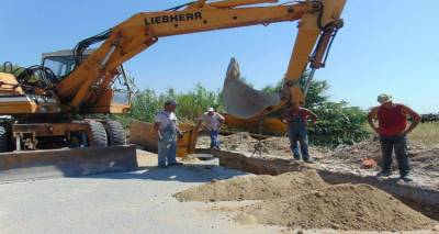 2 &theta;έ&sigma;&epsilon;&iota;&sigmaf; &epsilon;&rho;&gamma;&alpha;&sigma;ί&alpha;&sigmaf; &sigma;&tau;&eta; &Lambda;ή&mu;&nu;&omicron; &alpha;&pi;ό &tau;&eta;&nu; &Epsilon;&phi;&omicron;&rho;&epsilon;ί&alpha; &Alpha;&rho;&chi;&alpha;&iota;&omicron;&tau;ή&tau;&omega;&nu;