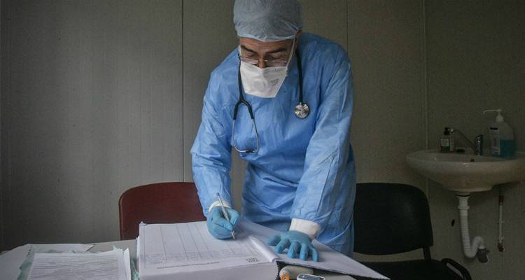 &Kappa;&omicron;&rho;&omega;&nu;&omicron;ϊό&sigmaf;: &Sigma;&tau;&alpha; 342 &tau;&alpha; &nu;έ&alpha; &kappa;&rho;&omicron;ύ&sigma;&mu;&alpha;&tau;&alpha;, 213 &sigma;&tau;&eta;&nu; &Alpha;&tau;&tau;&iota;&kappa;ή | &Epsilon;&nu;&nu;έ&alpha; &theta;ά&nu;&alpha;&tau;&omicron;&iota; - 68 &delta;&iota;&alpha;&sigma;&omega;&lambda;&eta;&nu;&omega;&mu;έ&nu;&omicron;&iota;