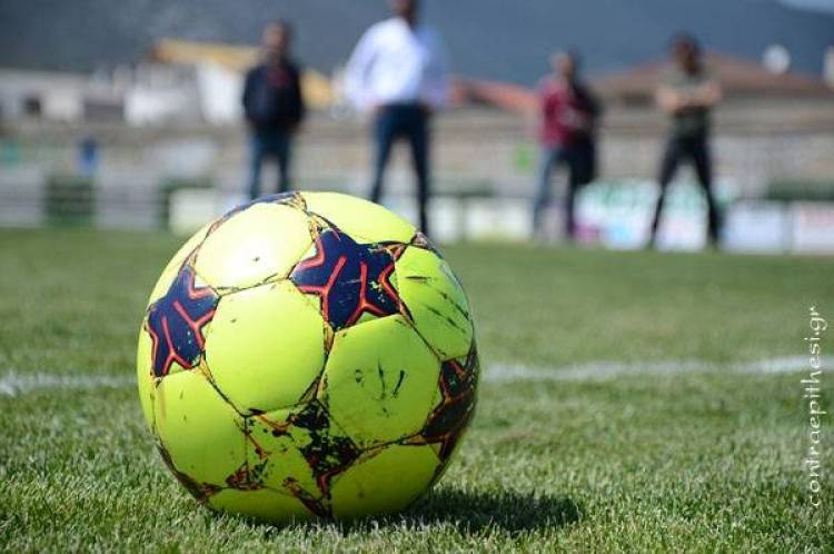 &Mu;&epsilon; &psi;&eta;&lambda;ά &tau;&omicron; &kappa;&epsilon;&phi;ά&lambda;&iota; &epsilon;&pi;&iota;&sigma;&tau;&rho;έ&phi;&omicron;&upsilon;&nu; &tau;&omicron; &beta;&rho;ά&delta;&upsilon; &omicron;&iota; &mu;&alpha;&theta;&eta;&tau;έ&sigmaf; &tau;&omicron;&upsilon; &Gamma;&Epsilon;&Lambda; &Mu;ύ&rho;&iota;&nu;&alpha;&sigmaf;