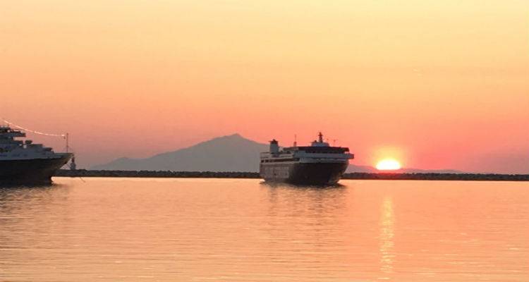 Η πρώτη άφιξη του ΣΑΟΣ ΙΙ στο λιμάνι της Μύρινας (photos + video)