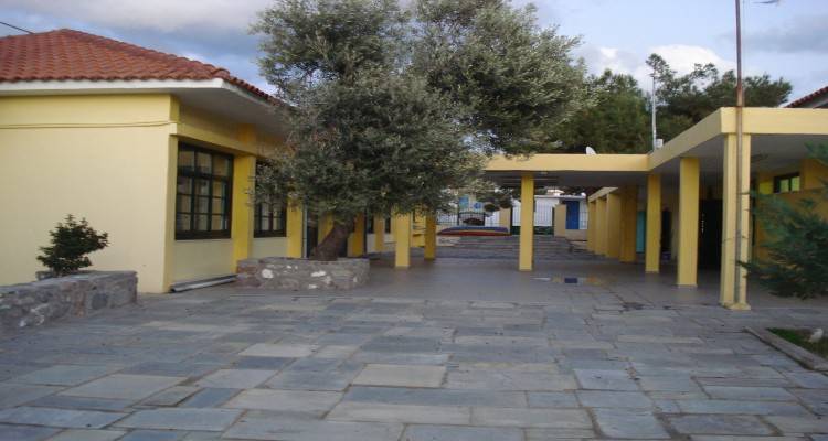 &Sigma;. &Zeta;&alpha;&chi;&alpha;&rho;ά&kappa;&eta;: &Sigma;&tau;&eta;&nu; &epsilon;&pi;ό&mu;&epsilon;&nu;&eta; &phi;ά&sigma;&eta; &pi;&rho;&omicron;&sigma;&lambda;ή&psi;&epsilon;&omega;&nu; &eta; &kappa;ά&lambda;&upsilon;&psi;&eta; &kappa;&epsilon;&nu;ώ&nu; &sigma;&tau;&omicron;&nu; Ά&eta; &Sigma;&tau;&rho;ά&tau;&eta;