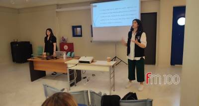 &Lambda;ή&mu;&nu;&omicron;&sigmaf;: &laquo;&Delta;&iota;&alpha;&chi;&epsilon;ί&rho;&iota;&sigma;&eta; ά&gamma;&chi;&omicron;&upsilon;&sigmaf; &kappa;&alpha;&iota; &epsilon;&xi;&epsilon;&tau;ά&sigma;&epsilon;&iota;&sigmaf; &kappa;&alpha;&iota; &Alpha;&upsilon;&tau;&omicron;&epsilon;&kappa;&tau;ί&mu;&eta;&sigma;&eta;&raquo; &sigma;ή&mu;&epsilon;&rho;&alpha; &kappa;&alpha;&iota; &alpha;ύ&rho;&iota;&omicron; &alpha;&pi;ό &tau;&omicron; &laquo;&Mu;&alpha;&zeta;ί &gamma;&iota;&alpha; &tau;&omicron; &pi;&alpha;&iota;&delta;ί&raquo; (video + audio)