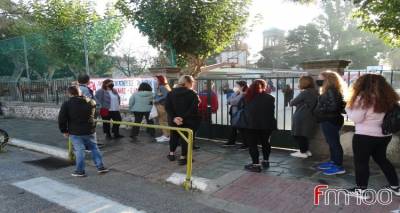 &Delta;&iota;&alpha;&mu;&alpha;&rho;&tau;&upsilon;&rho;ί&alpha; &gamma;&omicron;&nu;έ&omega;&nu; έ&xi;&omega; &alpha;&pi;ό &tau;&omicron; 1&omicron; &Delta;&eta;&mu;&omicron;&tau;&iota;&kappa;ό &Mu;ύ&rho;&iota;&nu;&alpha;&sigmaf; (photos + video)