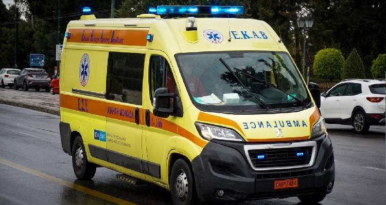 &Tau;&rho;&alpha;&gamma;&omega;&delta;ί&alpha; &sigma;&tau;&eta;&nu; &Alpha;&tau;&alpha;&lambda;ά&nu;&tau;&eta;: &Alpha;&upsilon;&tau;&omicron;&kappa;ί&nu;&eta;&tau;&omicron; &pi;&alpha;&rho;έ&sigma;&upsilon;&rho;&epsilon; &kappa;&alpha;&iota; &sigma;&kappa;ό&tau;&omega;&sigma;&epsilon; 6&chi;&rho;&omicron;&nu;&omicron; &pi;&alpha;&iota;&delta;ί &mu;&epsilon; &pi;&omicron;&delta;ή&lambda;&alpha;&tau;&omicron;