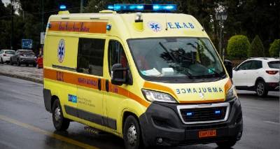 &Tau;&rho;&alpha;&gamma;&omega;&delta;ί&alpha; &sigma;&tau;&eta;&nu; &Alpha;&tau;&alpha;&lambda;ά&nu;&tau;&eta;: &Alpha;&upsilon;&tau;&omicron;&kappa;ί&nu;&eta;&tau;&omicron; &pi;&alpha;&rho;έ&sigma;&upsilon;&rho;&epsilon; &kappa;&alpha;&iota; &sigma;&kappa;ό&tau;&omega;&sigma;&epsilon; 6&chi;&rho;&omicron;&nu;&omicron; &pi;&alpha;&iota;&delta;ί &mu;&epsilon; &pi;&omicron;&delta;ή&lambda;&alpha;&tau;&omicron;
