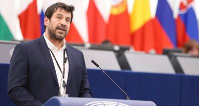 &Pi;&omicron;&iota;&epsilon;&sigmaf; &epsilon;ί&nu;&alpha;&iota; &omicron;&iota; ά&lambda;&lambda;&epsilon;&sigmaf; &delta;ύ&omicron; &kappa;&alpha;&tau;&alpha;&gamma;&gamma;&epsilon;&lambda;ί&epsilon;&sigmaf; &epsilon;&iota;&sigmaf; &beta;ά&rho;&omicron;&sigmaf; &tau;&omicron;&upsilon; &Gamma;&epsilon;&omega;&rho;&gamma;&omicron;ύ&lambda;&eta; | &Pi;&omicron;&lambda;&iota;&tau;&iota;&kappa;ό&sigmaf; &sigma;&epsilon;&iota;&sigma;&mu;ό&sigmaf; &alpha;&pi;ό &tau;&iota;&sigmaf; &alpha;&pi;&omicron;&kappa;&alpha;&lambda;ύ&psi;&epsilon;&iota;&sigmaf;