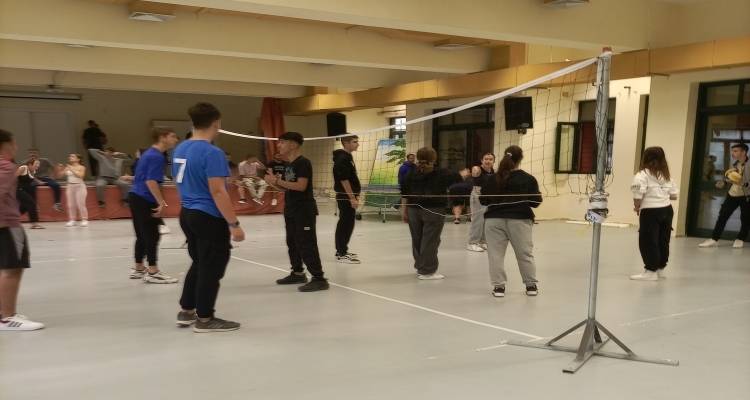 &Gamma;&Epsilon;&Lambda; &Mu;&omicron;ύ&delta;&rho;&omicron;&upsilon;: &laquo;&nu;&omicron;ῦ&sigmaf; ὑ&gamma;&iota;ή&sigmaf; ἐ&nu; &sigma;ώ&mu;&alpha;&tau;&iota; ὑ&gamma;&iota;&epsilon;ῖ&raquo;