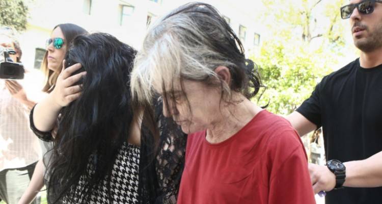 &Pi;&alpha;&iota;&delta;&omicron;&kappa;&tau;ό&nu;&omicron;&sigmaf; &sigma;&tau;&eta;&nu; &Pi;&epsilon;&tau;&rho;&omicron;ύ&pi;&omicron;&lambda;&eta;: &Nu;&tau;&rho;&epsilon;&pi;ό&mu;&omicron;&upsilon;&nu; &nu;&alpha; &zeta;&eta;&tau;ή&sigma;&omega; &beta;&omicron;ή&theta;&epsilon;&iota;&alpha;, ή&mu;&omicron;&upsilon;&nu; &eta; &chi;&omicron;&nu;&tau;&rho;ή &tau;&omicron;&upsilon; &sigma;&chi;&omicron;&lambda;&epsilon;ί&omicron;&upsilon;