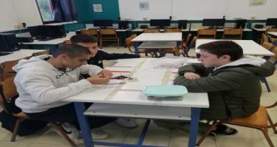 &Omicron; Ό&mu;&iota;&lambda;&omicron;&sigmaf; &Rho;&omicron;&mu;&pi;&omicron;&tau;&iota;&kappa;ή&sigmaf; &tau;&omicron;&upsilon; &Gamma;&upsilon;&mu;&nu;&alpha;&sigma;ί&omicron;&upsilon; &Lambda;&iota;&beta;&alpha;&delta;&omicron;&chi;&omega;&rho;ί&omicron;&upsilon; &sigma;&upsilon;&nu;&epsilon;&chi;ί&zeta;&epsilon;&iota; &delta;&upsilon;&nu;&alpha;&mu;&iota;&kappa;ά!