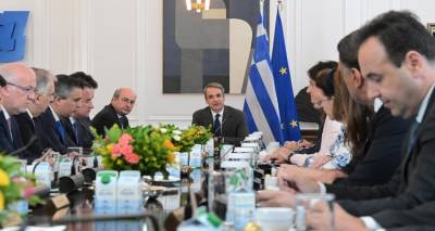 &Epsilon;&pi;&tau;ά &mu;&epsilon;&gamma;ά&lambda;&epsilon;&sigmaf; &alpha;&lambda;&lambda;&alpha;&gamma;έ&sigmaf; &gamma;&iota;&alpha; &delta;&iota;&alpha;&theta;ή&kappa;&epsilon;&sigmaf; &kappa;&alpha;&iota; &kappa;&lambda;&eta;&rho;&omicron;&nu;&omicron;&mu;&iota;έ&sigmaf; &tau;&eta;&nu; &Tau;&epsilon;&tau;ά&rho;&tau;&eta; &sigma;&tau;&omicron; &upsilon;&pi;&omicron;&upsilon;&rho;&gamma;&iota;&kappa;ό &sigma;&upsilon;&mu;&beta;&omicron;ύ&lambda;&iota;&omicron;