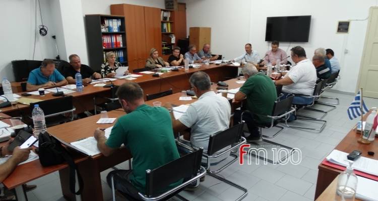 &Pi;&alpha;&rho;&alpha;&kappa;&omicron;&lambda;&omicron;&upsilon;&theta;ή&sigma;&tau;&epsilon; &tau;&omicron; &tau;&epsilon;&lambda;&epsilon;&upsilon;&tau;&alpha;ί&omicron; &delta;&eta;&mu;&omicron;&tau;&iota;&kappa;ό &sigma;&upsilon;&mu;&beta;&omicron;ύ&lambda;&iota;&omicron; &pi;&rho;&iota;&nu; &tau;&iota;&sigmaf; &epsilon;&kappa;&lambda;&omicron;&gamma;έ&sigmaf; (video)