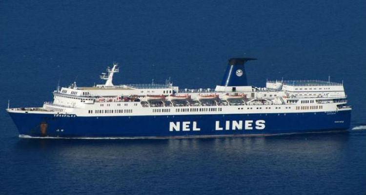 &Nu;&alpha;&upsilon;&tau;&epsilon;&rho;&gamma;ά&tau;&eta;&sigmaf; &tau;&eta;&sigmaf; &Nu;&Epsilon;&Lambda; &kappa;&alpha;&tau;&alpha;&gamma;&gamma;έ&lambda;&lambda;&epsilon;&iota;: &laquo;&Delta;&epsilon;&nu; &mu;&alpha;&sigmaf; &delta;ί&nu;&omicron;&upsilon;&nu; &sigma;&eta;&mu;&alpha;&sigma;ί&alpha;! &Epsilon;ί&mu;&alpha;&sigma;&tau;&epsilon; &sigma;&epsilon; &alpha;&pi;ό&gamma;&nu;&omega;&sigma;&eta;, &zeta;&eta;&tau;ά&mu;&epsilon; &beta;&omicron;ή&theta;&epsilon;&iota;&alpha;!&raquo;