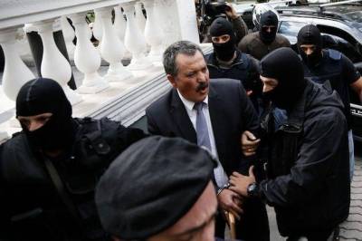 &Omicron;&lambda;έ&theta;&rho;&iota;&epsilon;&sigmaf; &sigma;&chi;έ&sigma;&epsilon;&iota;&sigmaf;