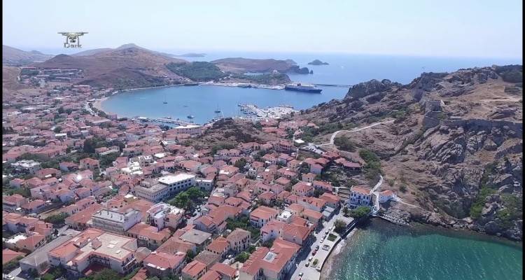 &Alpha;&pi;έ&kappa;&tau;&eta;&sigma;&epsilon; &laquo;&sigma;&tau;έ&gamma;&eta;&raquo; &eta; &kappa;&omicron;&iota;&nu;ό&tau;&eta;&tau;&alpha; &Mu;ύ&rho;&iota;&nu;&alpha;&sigmaf;