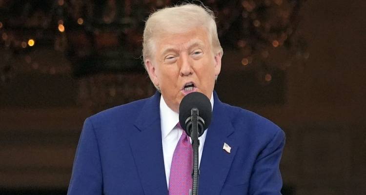 Ο Τραμπ «ανοιχτός» στη μεσολάβηση Πούτιν για τον πόλεμο Ιράν-Ισραήλ | «Πιθανή η εμπλοκή των ΗΠΑ» λέει