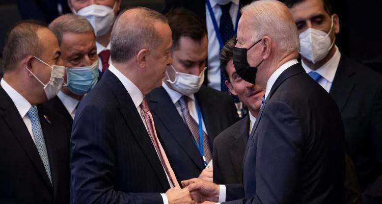 &Epsilon;&rho;&nu;&tau;&omicron;&gamma;ά&nu;-&Mu;&pi;ά&iota;&nu;&tau;&epsilon;&nu;: &Delta;&epsilon;&nu; &kappa;&alpha;&tau;έ&lambda;&eta;&xi;&alpha;&nu; &sigma;&epsilon; &sigma;&upsilon;&mu;&phi;&omega;&nu;ί&alpha; &gamma;&iota;&alpha; &tau;&omicron;&upsilon;&sigmaf; S-400 &sigma;&tau;&eta; &sigma;ύ&nu;&omicron;&delta;&omicron; &tau;&omicron;&upsilon; &Nu;&Alpha;&Tau;&Omicron;