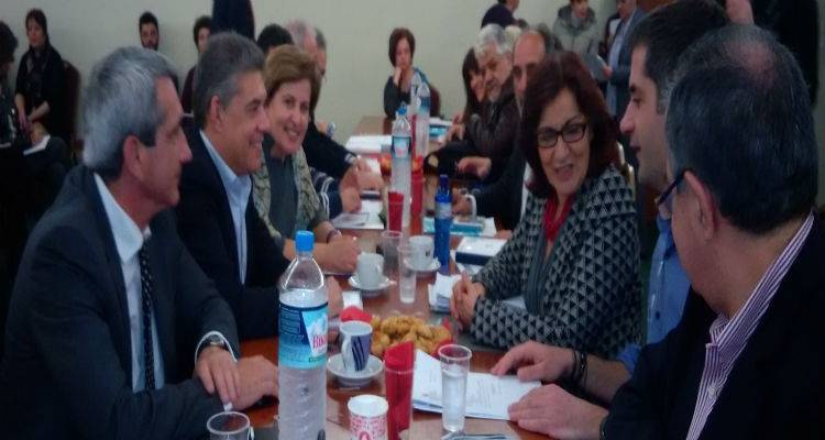 &Pi;&rho;&omicron;&sigmaf; &epsilon;&nu;&epsilon;&rho;&gamma;&omicron;&pi;&omicron;ί&eta;&sigma;&eta; &tau;&omicron; &Tau;&alpha;&mu;&epsilon;ί&omicron; &Epsilon;&upsilon;&rho;&omega;&pi;&alpha;ϊ&kappa;ή&sigmaf; &Beta;&omicron;ή&theta;&epsilon;&iota;&alpha;&sigmaf; &Alpha;&pi;ό&rho;&omega;&nu; | &Sigma;&upsilon;&nu;ά&nu;&tau;&eta;&sigma;&eta; &Kappa;&alpha;&lambda;&omicron;&gamma;ή&rho;&omicron;&upsilon; - &Phi;&omega;&tau;ί&omicron;&upsilon; (photos)