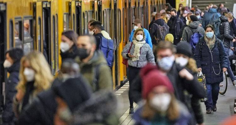 &Mu;&epsilon;&tau;ά&lambda;&lambda;&alpha;&xi;&eta; Ό&mu;&iota;&kappa;&rho;&omicron;&nu;: &Alpha;&upsilon;&tau;ά &tau;&alpha; &delta;ύ&omicron; &sigma;&upsilon;&mu;&pi;&tau;ώ&mu;&alpha;&tau;&alpha; ί&sigma;&omega;&sigmaf; &epsilon;ί&nu;&alpha;&iota; &eta; &mu;ό&nu;&eta; έ&nu;&delta;&epsilon;&iota;&xi;&eta; ό&tau;&iota; έ&chi;&epsilon;&tau;&epsilon; &mu;&omicron;&lambda;&upsilon;&nu;&theta;&epsilon;ί