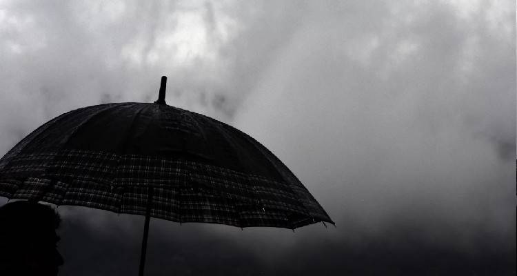 Αστατος ο καιρός με τοπικές νεφώσεις | Πού θα σημειωθούν βροχές