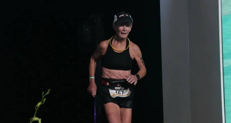 &Eta; &laquo;&Sigma;&iota;&delta;&eta;&rho;ά &Gamma;&iota;&alpha;&gamma;&iota;ά&raquo;: &Eta; 80&chi;&rho;&omicron;&nu;&eta; &pi;&omicron;&upsilon; &nu;ί&kappa;&eta;&sigma;&epsilon; &tau;&omicron;&nu; ή&lambda;&iota;&omicron; &kappa;&alpha;&iota; &tau;&omicron;&nu; &chi;&rho;ό&nu;&omicron; &sigma;&tau;&omicron;&nu; &pi;&iota;&omicron; &alpha;&pi;&alpha;&iota;&tau;&eta;&tau;&iota;&kappa;ό &alpha;&gamma;ώ&nu;&alpha; &tau;&rho;&iota;ά&theta;&lambda;&omicron;&upsilon; &sigma;&tau;&omicron;&nu; &kappa;ό&sigma;&mu;&omicron;