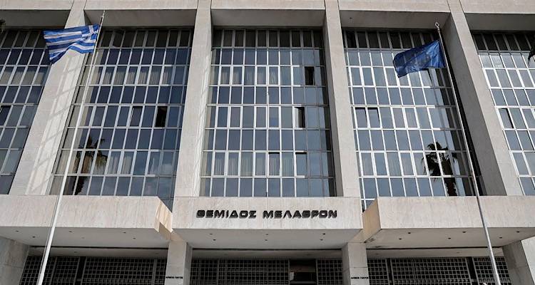 &Pi;&alpha;&rho;&alpha;&iota;&tau;ή&theta;&eta;&kappa;&epsilon; &omicron; &Chi;&rho;ή&sigma;&tau;&omicron;&sigmaf; &Tau;&zeta;&alpha;&nu;&epsilon;&rho;ί&kappa;&omicron;&sigmaf; &mu;&epsilon;&tau;ά &tau;&eta;&nu; &pi;&alpha;&rho;έ&mu;&beta;&alpha;&sigma;ή &tau;&omicron;&upsilon; &gamma;&iota;&alpha; &tau;&eta;&nu; &tau;&rho;&omicron;&pi;&omicron;&lambda;&omicron;&gamma;ί&alpha; &Kappa;&alpha;&sigma;&iota;&delta;&iota;ά&rho;&eta;
