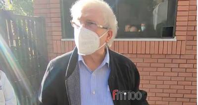 &Gamma;&iota;&alpha; ό&lambda;&omicron;&upsilon;&sigmaf; &kappa;&alpha;&iota; &gamma;&iota;&alpha; ό&lambda;&alpha; &mu;ί&lambda;&eta;&sigma;&epsilon; &omicron; &Beta;. &Pi;&epsilon;&rho;&pi;&epsilon;&rho;ί&delta;&eta;&sigmaf; &mu;&epsilon;&tau;ά &tau;&eta; &chi;&tau;&epsilon;&sigma;&iota;&nu;ή &sigma;&upsilon;&gamma;&kappa;έ&nu;&tau;&rho;&omega;&sigma;&eta; &sigma;&tau;&omicron; &nu;&omicron;&sigma;&omicron;&kappa;&omicron;&mu;&epsilon;ί&omicron;.