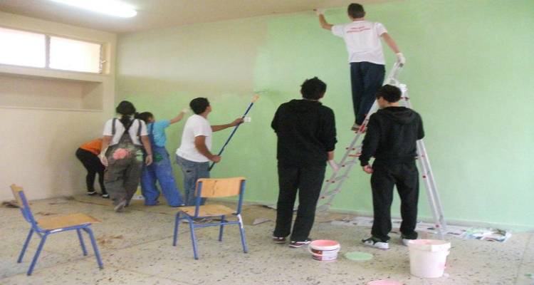 &laquo;&Pi;&alpha;ί&rho;&nu;&omega; &rho;&omicron;&lambda;ό, &pi;&iota;&nu;έ&lambda;&omicron;, &sigma;&kappa;&alpha;&phi;ά&kappa;&iota;, &tau;&eta;&nu; &kappa;&alpha;&lambda;ή &mu;&omicron;&upsilon; &delta;&iota;ά&theta;&epsilon;&sigma;&eta; &kappa;&alpha;&iota; &pi;ά&omega; &sigma;&tau;&omicron; &Delta;&eta;&mu;&omicron;&tau;&iota;&kappa;ό &Sigma;&chi;&omicron;&lambda;&epsilon;ί&omicron; &Kappa;&omicron;&nu;&tau;&omicron;&pi;&omicron;&upsilon;&lambda;ί&omicron;&upsilon;&raquo;