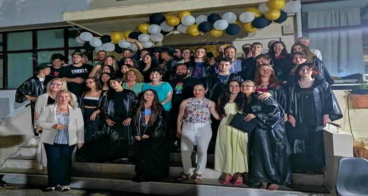 &Tau;&epsilon;&lambda;&epsilon;&tau;ή &alpha;&pi;&omicron;&phi;&omicron;ί&tau;&eta;&sigma;&eta;&sigmaf; &gamma;&iota;&alpha; &tau;&omicron;&upsilon;&sigmaf; &mu;&alpha;&theta;&eta;&tau;έ&sigmaf; &tau;&omicron;&upsilon; &Gamma;&upsilon;&mu;&nu;&alpha;&sigma;ί&omicron;&upsilon; &Mu;&omicron;ύ&delta;&rho;&omicron;&upsilon;