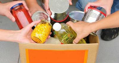 Συγκέντρωση τροφίμων και φρούτων για οικογένειες της Λήμνου που έχουν ανάγκη