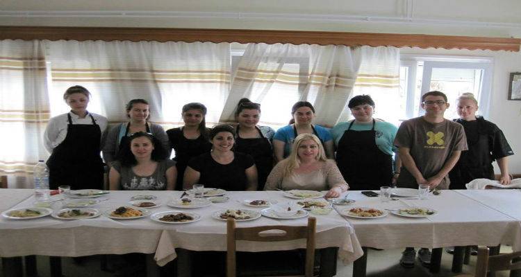 &Xi;&epsilon;&kappa;&iota;&nu;&omicron;ύ&nu; &tau;&alpha; &mu;&alpha;&theta;ή&mu;&alpha;&tau;&alpha; &sigma;&tau;&omicron; &Iota;&Epsilon;&Kappa; &Lambda;ή&mu;&nu;&omicron;&upsilon;