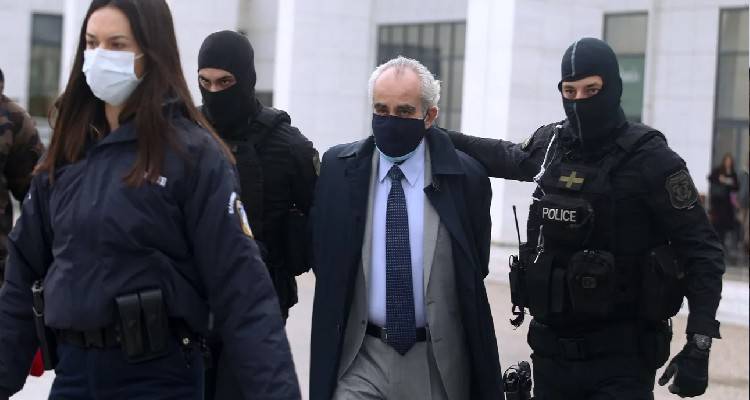 &Omicron;&kappa;&tau;ώ &phi;&omicron;&rho;έ&sigmaf; &iota;&sigma;ό&beta;&iota;&alpha;, 50 &chi;&rho;ό&nu;&iota;&alpha; &phi;&upsilon;&lambda;&alpha;&kappa;ή &kappa;&alpha;&iota; 327.000 &epsilon;&upsilon;&rho;ώ &pi;&rho;ό&sigma;&tau;&iota;&mu;&omicron; &sigma;&tau;&omicron;&nu; &laquo;&psi;&epsilon;&upsilon;&tau;&omicron;&gamma;&iota;&alpha;&tau;&rho;ό&raquo;