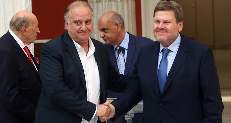 &Beta;&rho;&alpha;&beta;&epsilon;ί&omicron; &Mu;&pi;ό&tau;&sigma;&eta; &sigma;&tau;&omicron;&nu; &Mu;&upsilon;&tau;&iota;&lambda;&eta;&nu;&iota;ό &delta;&eta;&mu;&omicron;&sigma;&iota;&omicron;&gamma;&rho;ά&phi;&omicron; &Sigma;&tau;&rho;&alpha;&tau;ή &Mu;&pi;&alpha;&lambda;ά&sigma;&kappa;&alpha;