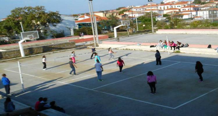 &Gamma;&Epsilon;&Lambda; &kappa;&alpha;&iota; &Epsilon;&Pi;&Alpha;&Lambda; &Mu;&omicron;ύ&delta;&rho;&omicron;&upsilon; &gamma;&iota;ό&rho;&tau;&alpha;&sigma;&alpha;&nu; &tau;&eta;&nu; &Pi;&alpha;&nu;&epsilon;&lambda;&lambda;ή&nu;&iota;&alpha; &Eta;&mu;έ&rho;&alpha; &Sigma;&chi;&omicron;&lambda;&iota;&kappa;&omicron;ύ &Alpha;&theta;&lambda;&eta;&tau;&iota;&sigma;&mu;&omicron;ύ (photos)