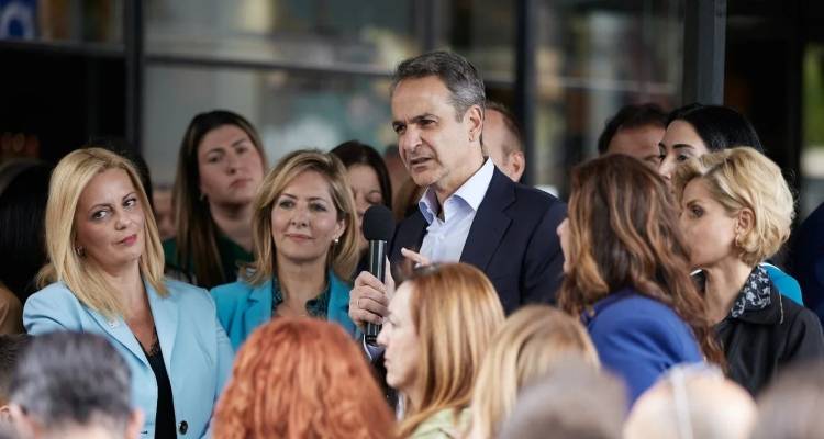 &Pi;&rho;&omicron;&epsilon;&kappa;&lambda;&omicron;&gamma;&iota;&kappa;ή &epsilon;&kappa;&sigma;&tau;&rho;&alpha;&tau;&epsilon;ί&alpha; 4 &epsilon;&beta;&delta;&omicron;&mu;ά&delta;&omega;&nu; &xi;&epsilon;&kappa;&iota;&nu;ά &omicron; &pi;&rho;&omega;&theta;&upsilon;&pi;&omicron;&upsilon;&rho;&gamma;ό&sigmaf; -&Pi;&epsilon;&rho;&iota;&omicron;&delta;&epsilon;ί&epsilon;&sigmaf;, &delta;&iota;&lambda;ή&mu;&mu;&alpha;&tau;&alpha;, έ&mu;&phi;&alpha;&sigma;&eta; &sigma;&tau;&eta;&nu; &kappa;&alpha;&theta;&eta;&mu;&epsilon;&rho;&iota;&nu;ό&tau;&eta;&tau;&alpha;