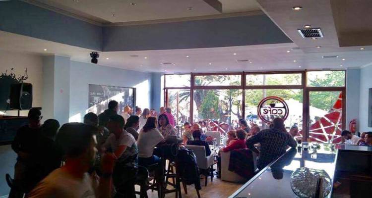 Μέρα - νύχτα στο «Dia Noche»: Η νέα πρόταση στο λιμάνι του Μούδρου