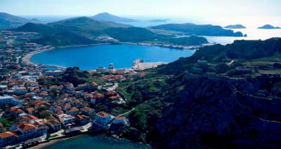 "&Theta;έ&lambda;&omega; &nu;&alpha; &mu;&epsilon;ί&nu;&omega; &sigma;&tau;&omicron; &nu;&eta;&sigma;ί &mu;&omicron;&upsilon; &kappa;&alpha;&iota; &nu;&alpha; &delta;&eta;&mu;&iota;&omicron;&upsilon;&rho;&gamma;ή&sigma;&omega;": &Delta;&rho;ά&sigma;&eta; &upsilon;&pi;&omicron;&sigma;&tau;ή&rho;&iota;&xi;&eta;&sigmaf; &epsilon;&pi;&alpha;&gamma;&gamma;&epsilon;&lambda;&mu;&alpha;&tau;&iota;&kappa;ή&sigmaf; &delta;&rho;&alpha;&sigma;&tau;&eta;&rho;&iota;ό&tau;&eta;&tau;&alpha;&sigmaf; &sigma;&tau;&eta; &Lambda;ή&mu;&nu;&omicron;