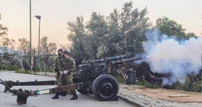 &Omicron;&iota; 21 &kappa;&alpha;&nu;&omicron;&nu;&iota;&omicron;&beta;&omicron;&lambda;&iota;&sigma;&mu;&omicron;ί &sigma;&tau;&omicron;&nu; &Lambda;&upsilon;&kappa;&alpha;&beta;&eta;&tau;&tau;ό &gamma;&iota;&alpha; &tau;&eta;&nu; &epsilon;&pi;έ&tau;&epsilon;&iota;&omicron; &tau;&eta;&sigmaf; 25&eta;&sigmaf; &Mu;&alpha;&rho;&tau;ί&omicron;&upsilon;