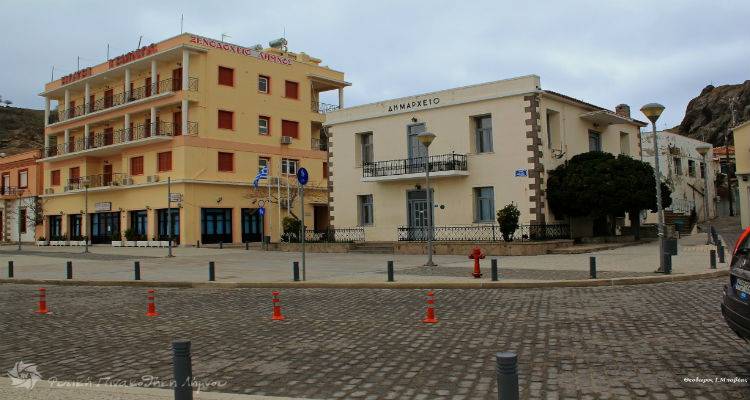 &Lambda;ή&mu;&nu;&omicron;&sigmaf;: &Tau;&omicron;&nu; &Iota;&omicron;ύ&nu;&iota;&omicron; &eta; &pi;&rho;ώ&tau;&eta; &pi;&rho;&omicron;&kappa;ή&rho;&upsilon;&xi;&eta; &tau;&eta;&sigmaf; &Kappa;&omicron;&iota;&nu;&omega;&phi;&epsilon;&lambda;&omicron;ύ&sigmaf;