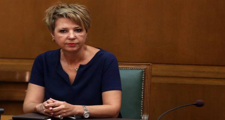 &Gamma;&epsilon;&rho;&omicron;&beta;&alpha;&sigma;ί&lambda;&eta;: &laquo;&Kappa;&lambda;&epsilon;ί&nu;&epsilon;&iota; &eta; &beta;' &alpha;&xi;&iota;&omicron;&lambda;ό&gamma;&eta;&sigma;&eta;, &chi;&omega;&rho;ί&sigmaf; &tau;&iota;&sigmaf; &pi;&alpha;&rho;ά&lambda;&omicron;&gamma;&epsilon;&sigmaf; &alpha;&pi;&alpha;&iota;&tau;ή&sigma;&epsilon;&iota;&sigmaf; &tau;&omicron;&upsilon; &Delta;&Nu;&Tau;&raquo;